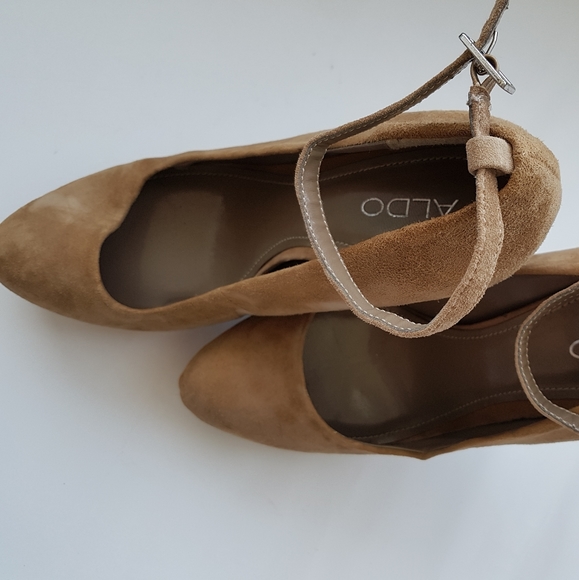 ALDO SUEDE ankle strap pumps - Picture 2 of 5